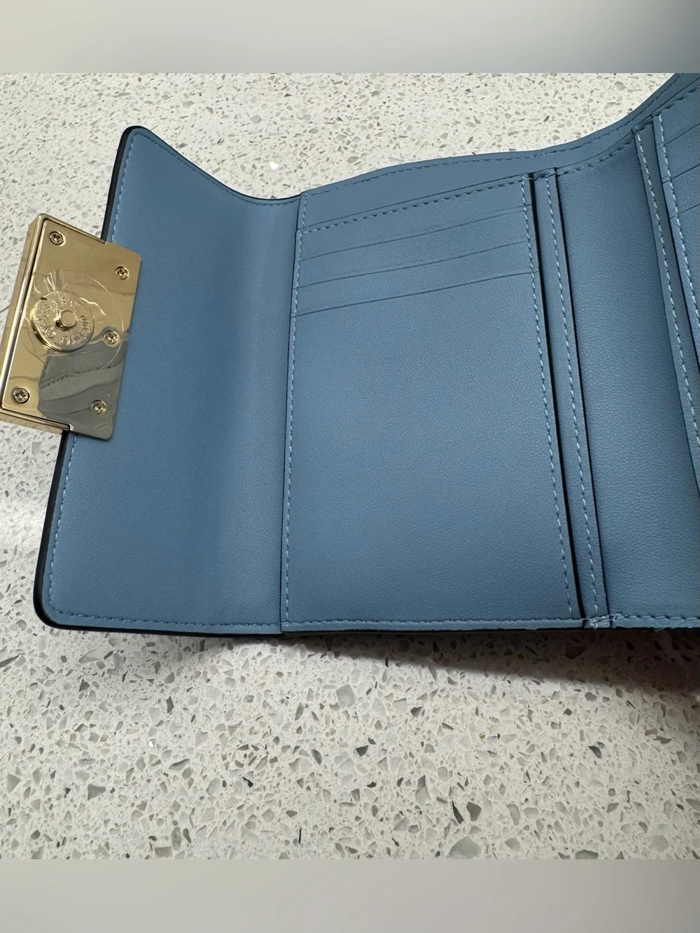 Kate Spade New York Reegan medium flap wallet